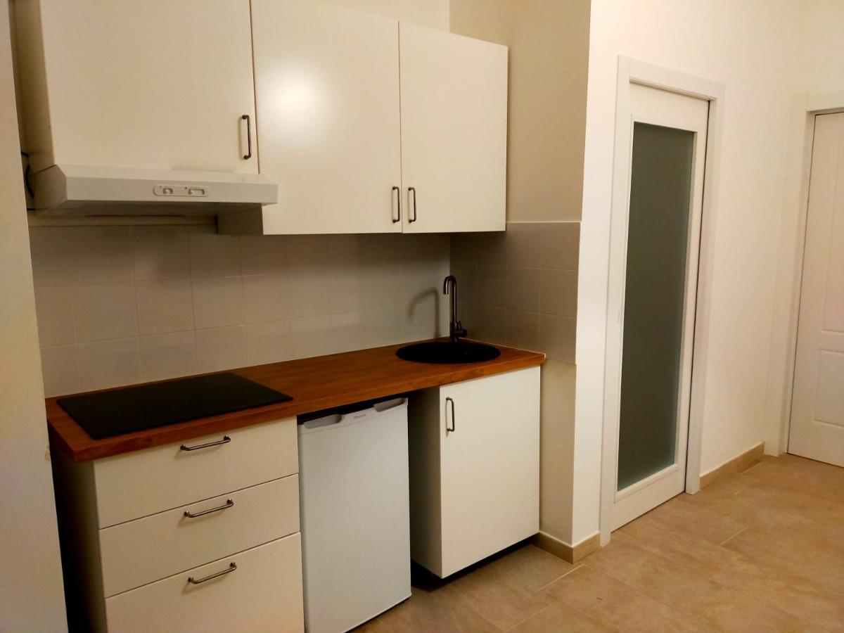 Apartment B&c And Events *